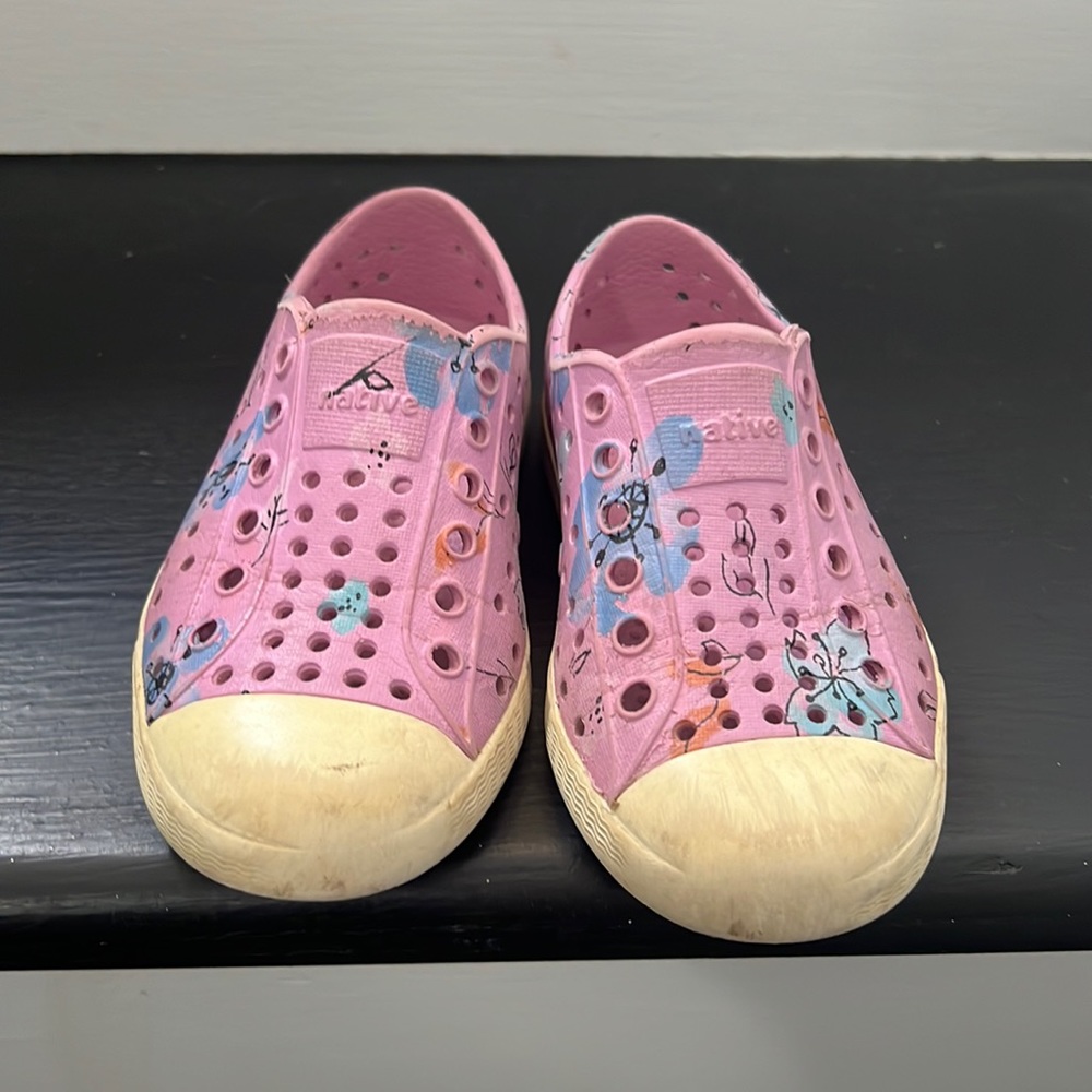 🌟3 for $25🌟 Native shoes - Toddler size 7